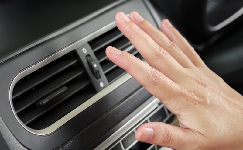 điều hòa ô tô không mát