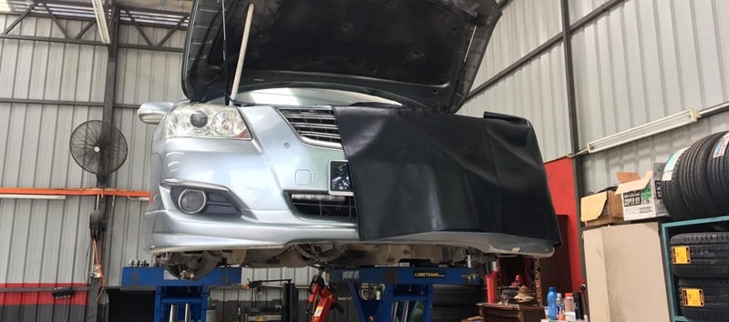 chi phí sửa chữa xe camry đắt không?