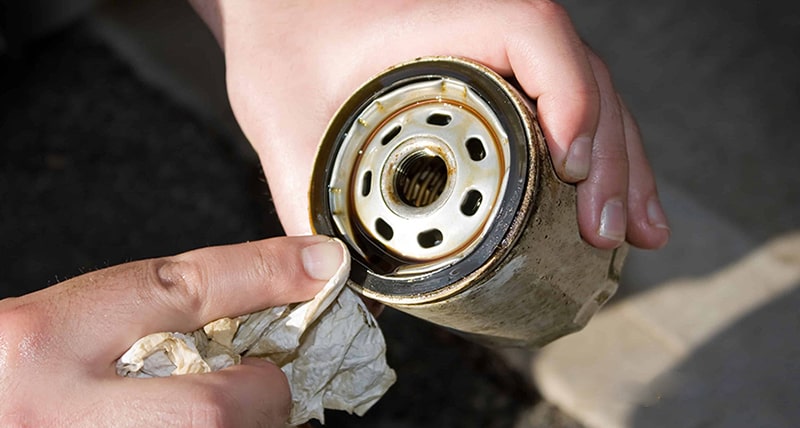 hướng dẫn thay lọc nhớt xe ô tô