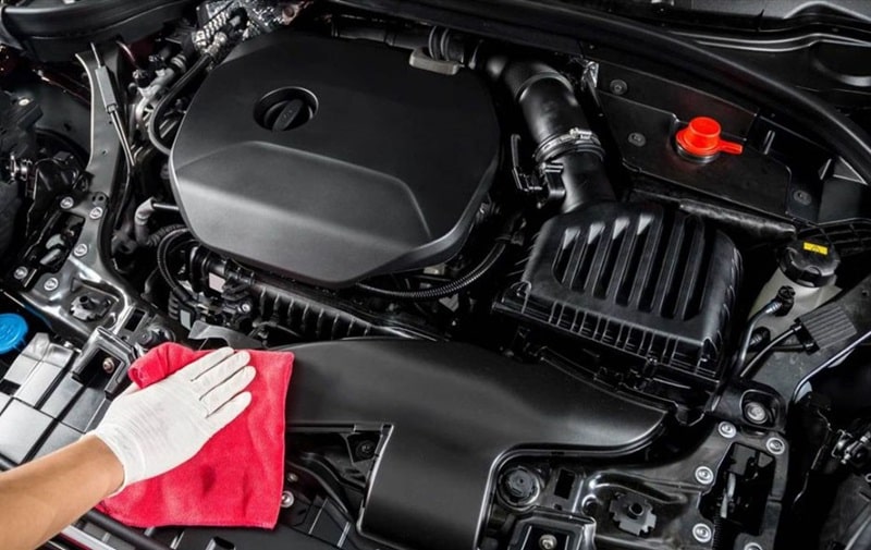 dịch vụ vệ sinh khoang máy ô tô chuyên nghiệp